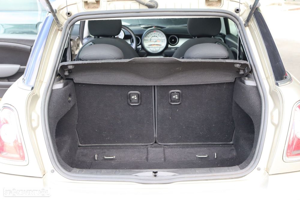 MINI 3 Portas One 1.4 - 21