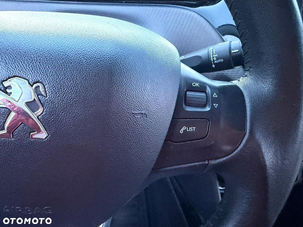 Peugeot 2008 - 19