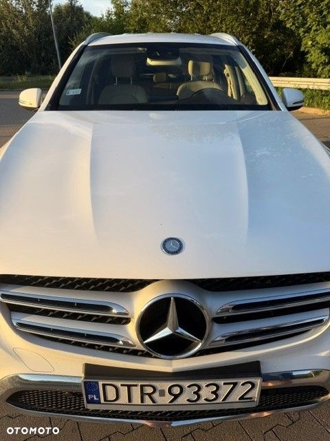 Mercedes-Benz GLC - 9