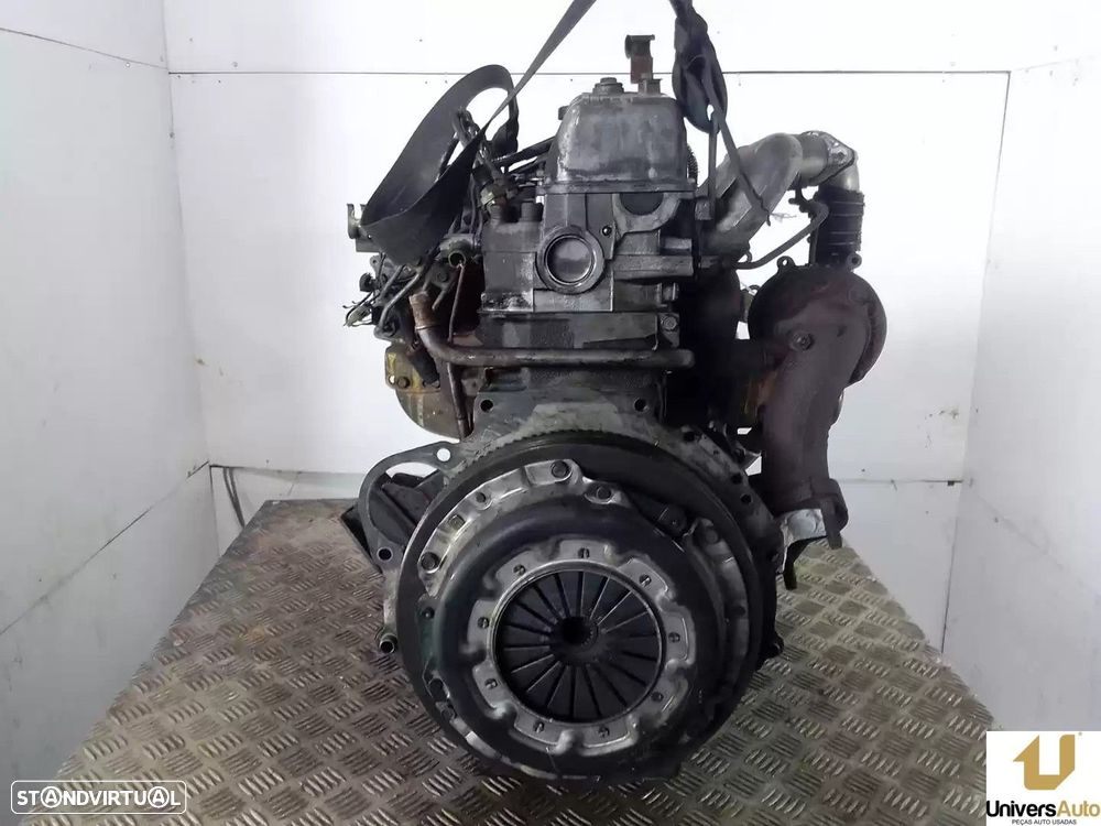 MOTOR COMPLETO MITSUBISHI MONTERO CANVAS TOP 1983 - - 3