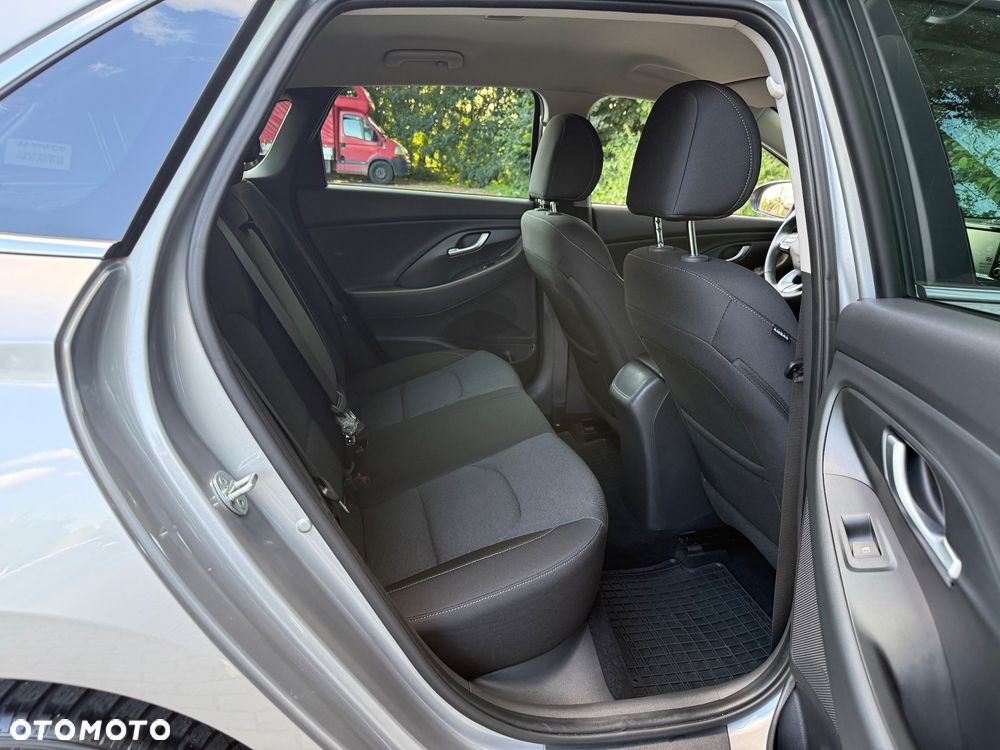 Hyundai i30 1.5 DPI Smart - 8