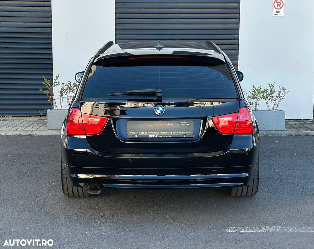 BMW Seria 3 318d DPF Touring Aut. - 10