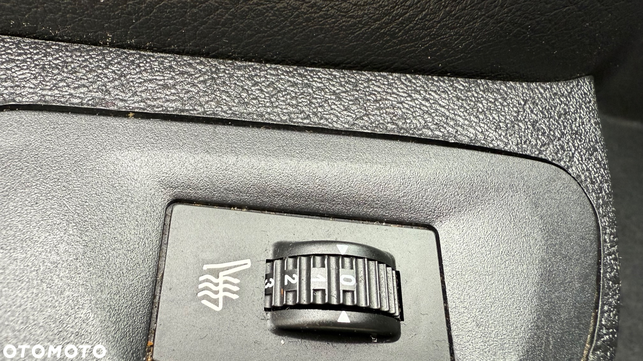 Peugeot 407 SW HDi 135 JBL - 25