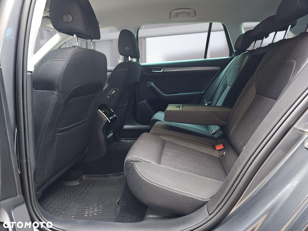 Skoda Superb 2.0 TSI Style DSG - 10