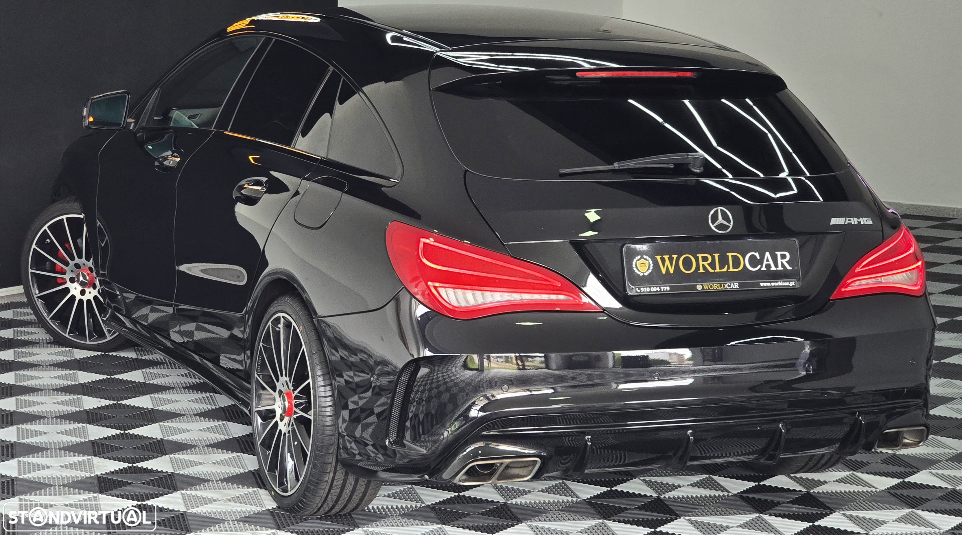 Mercedes-Benz CLA 220 d Shooting Brake AMG Line Aut. - 30