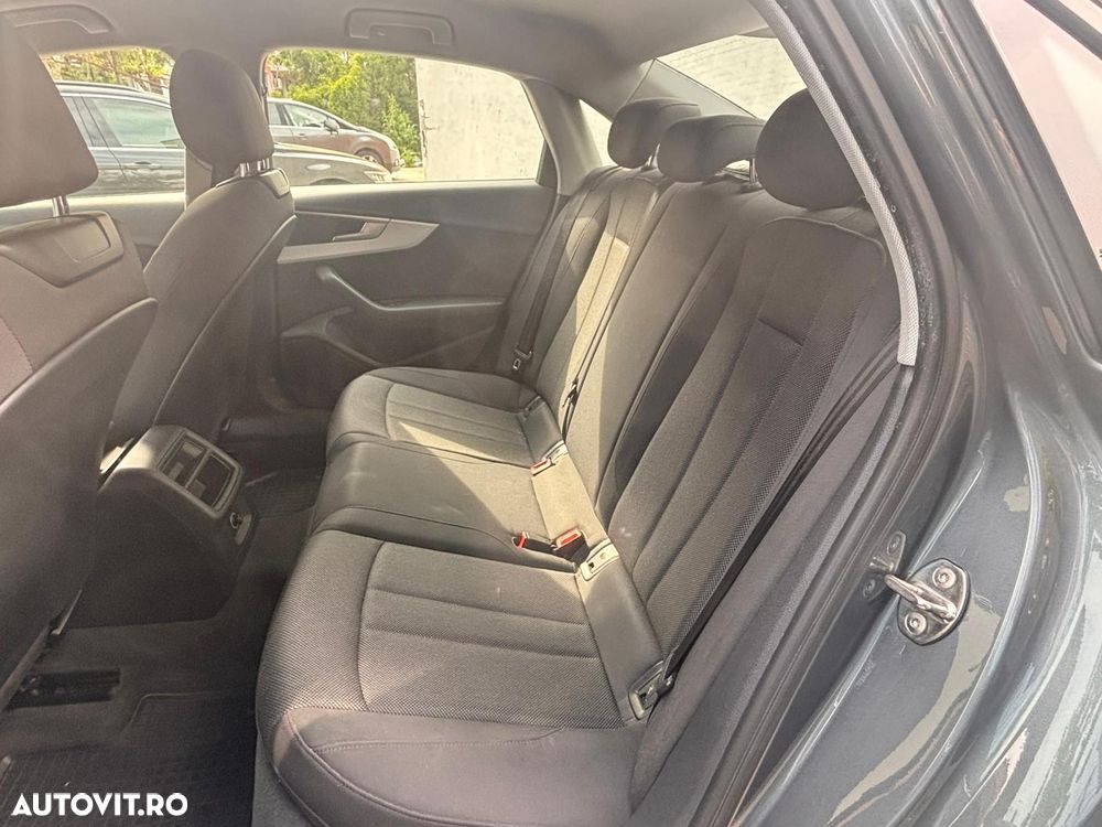 Audi A4 Limuzina 2.0 TDI - 17