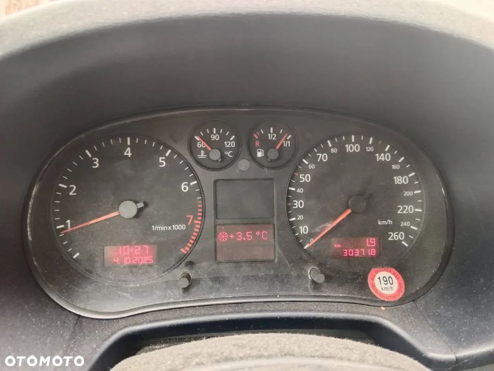 Audi A3 1.8 Attraction - 11