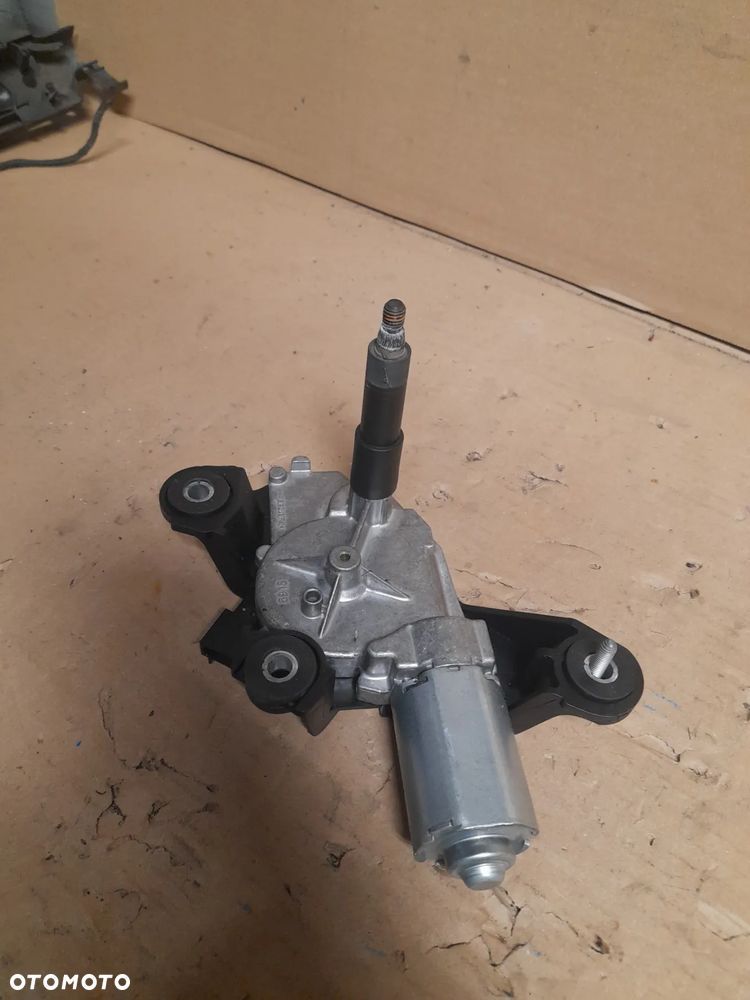 SILNICZEK WYCIERACZKI TYŁ RENAULT nr 0390201856 - 6