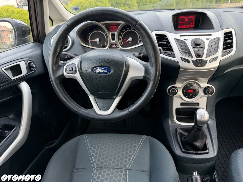 Ford Fiesta 1.25 Titanium - 6