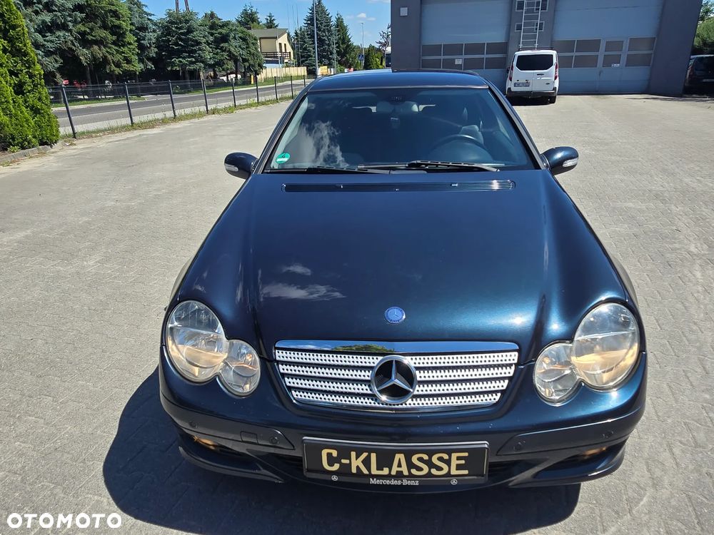 Mercedes-Benz Klasa C 180 Kompressor Sportcoupe - 14
