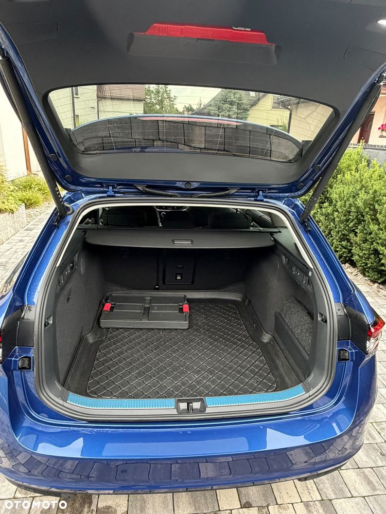 Skoda Superb 2.0 TDI SCR 4x4 Edition 130 DSG - 3
