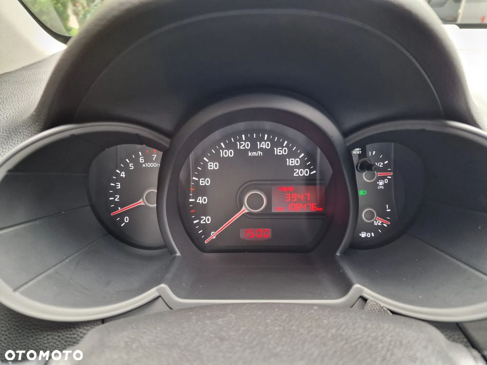 Kia Picanto 1.0 M - 13