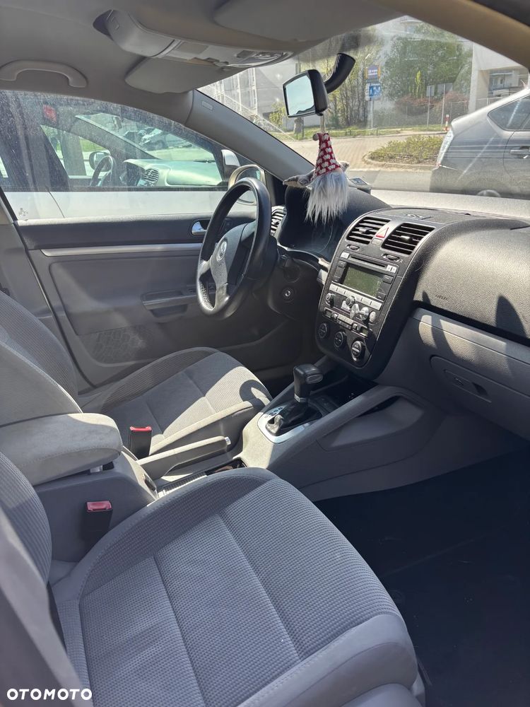 Volkswagen Jetta 2.0 TDI DSG Comfortline - 7