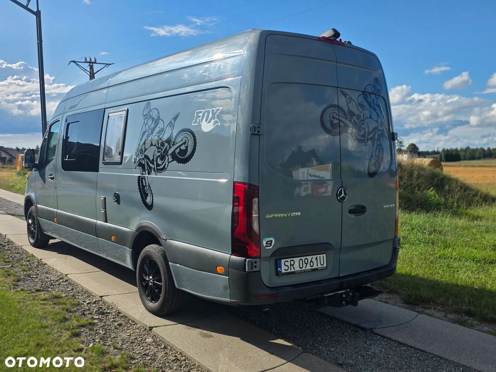 Mercedes-Benz Sprinter  319 - 8