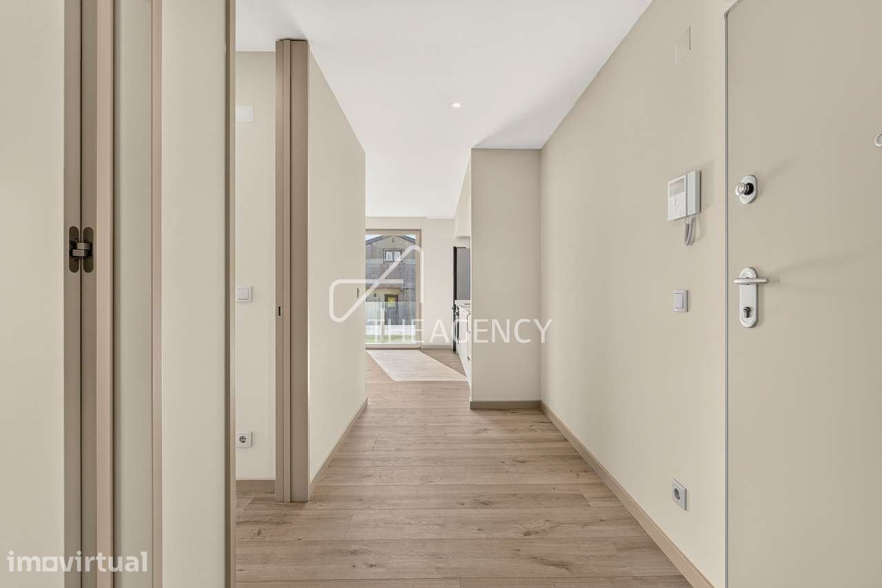 Apartamento Costeiro T2 Moderno com Piscina I Lourinhã - Grande imagem: 2/36