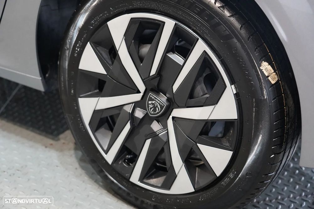 Peugeot 208 - 38