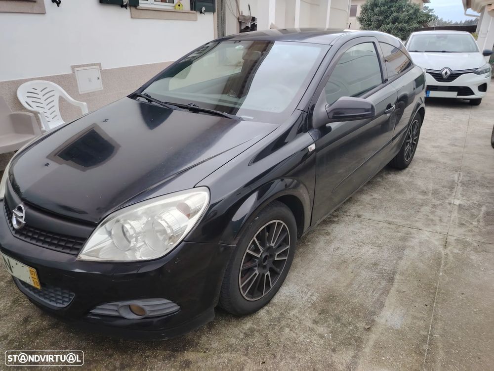 Opel Astra GTC 1.3 CDTI - 4