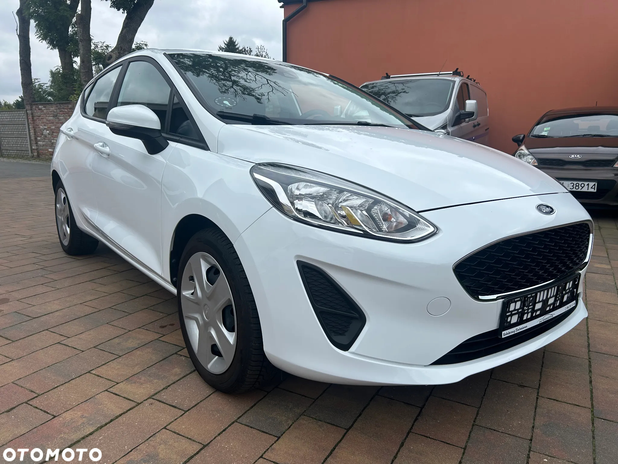 Ford Fiesta 1.1 S&S TREND - 2