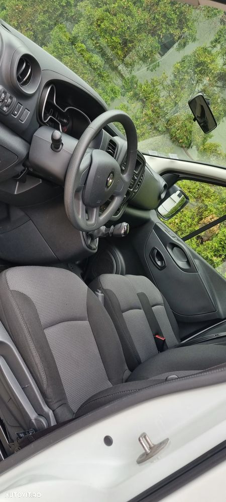 Renault Trafic - 6
