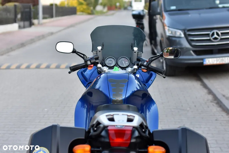 BMW K - 19