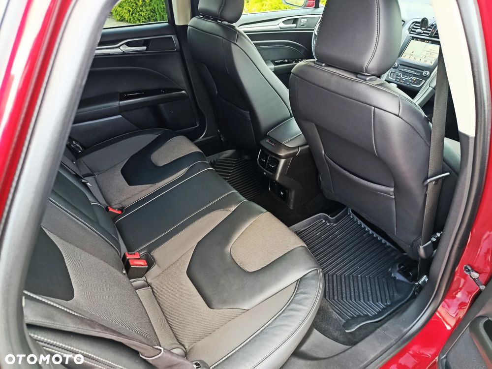 Ford Mondeo 2.0 TDCi Titanium PowerShift - 22