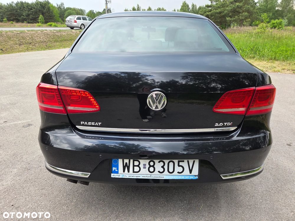 Volkswagen Passat 2.0 TDI 4Mot Highline DSG - 13
