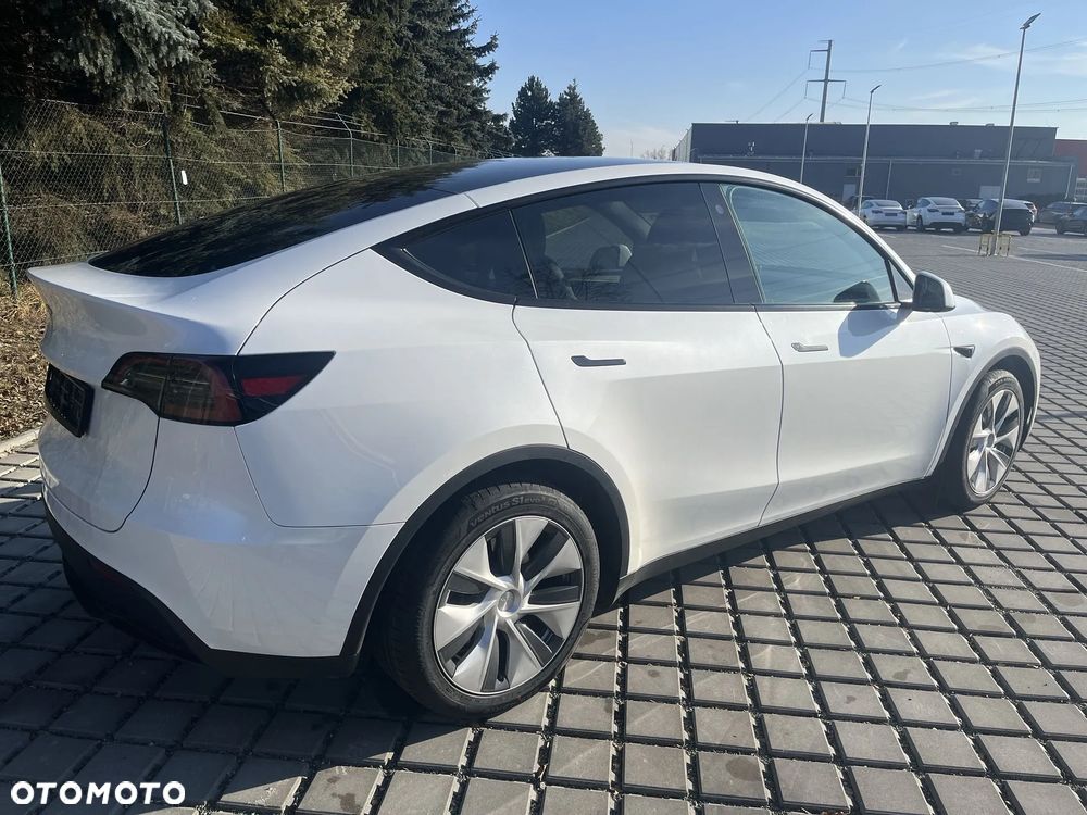 Tesla Model 3 Long Range RWD - 2