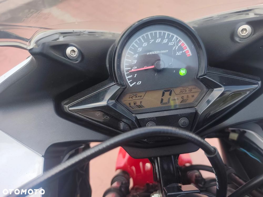 Honda CBR - 12