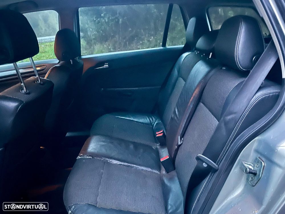 Opel Astra Caravan 1.7 CDTi Cosmo - 9