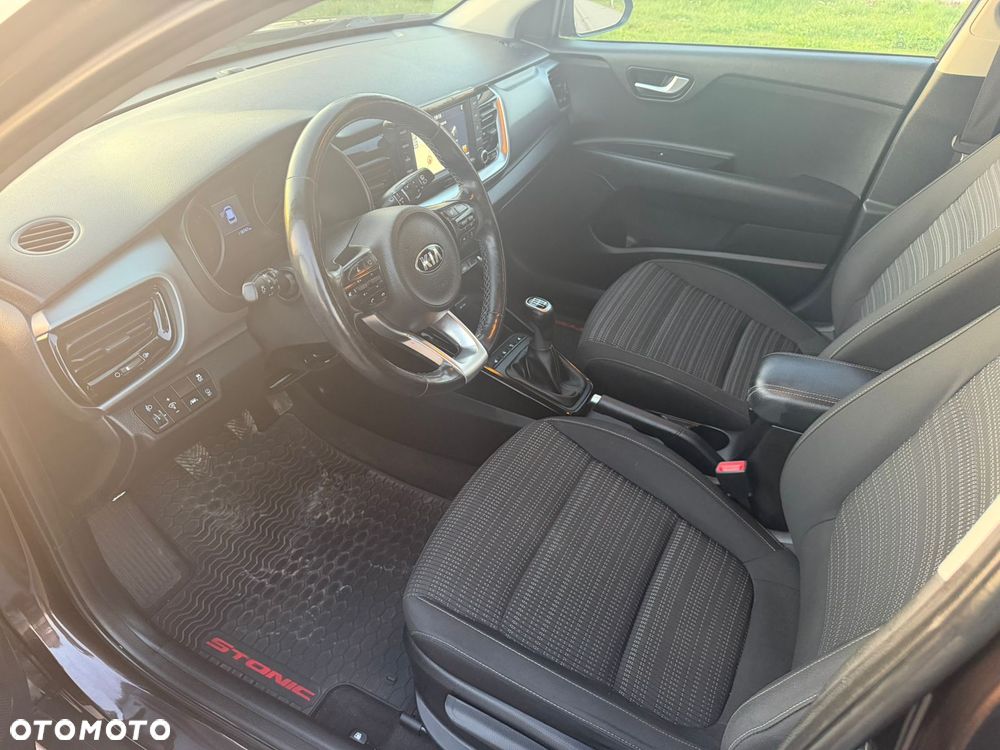 Kia Stonic 1.0 T-GDI 120 Edition 7 - 24