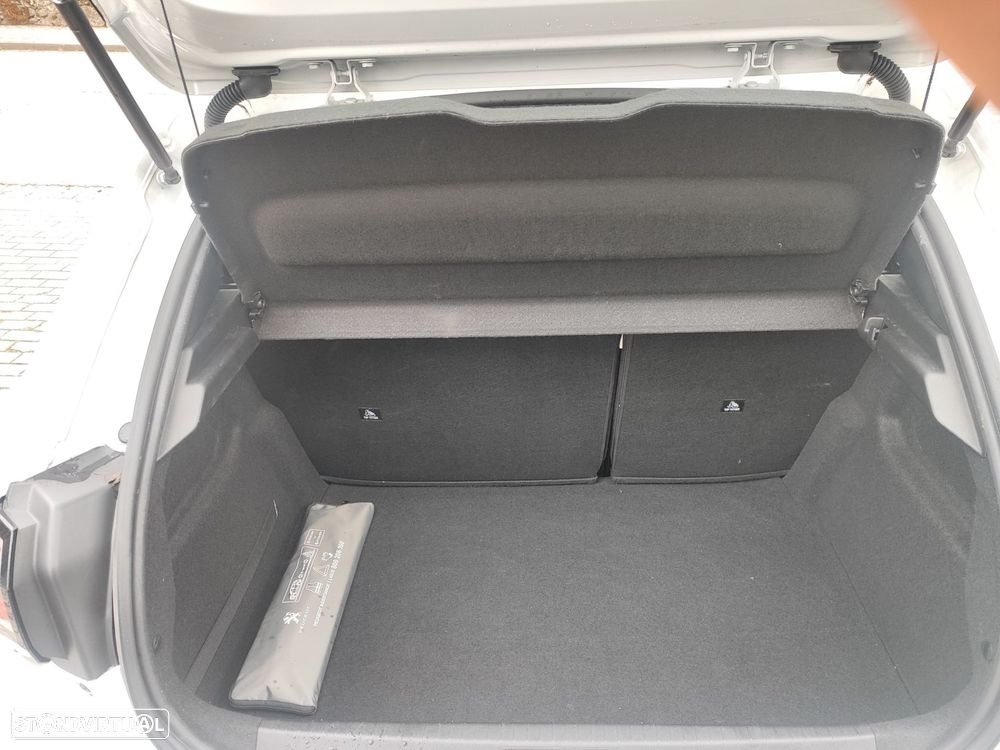 Peugeot 208 1.2 PureTech Active Pack - 6