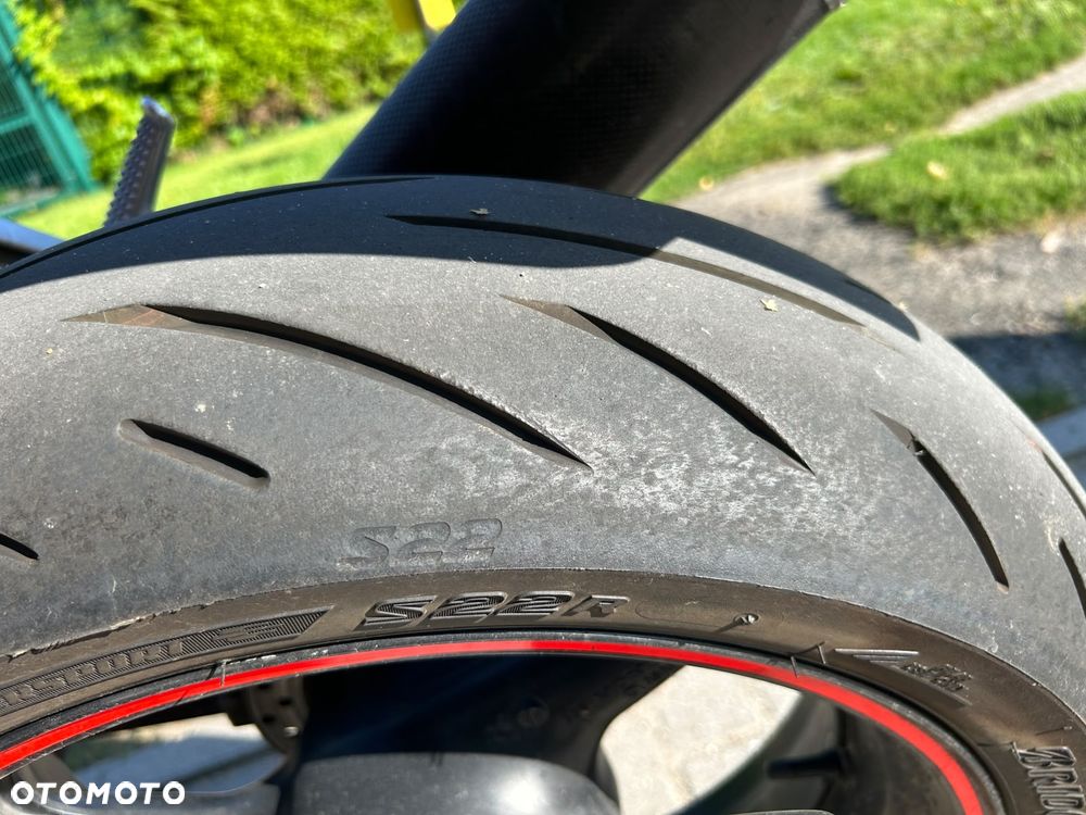 Honda CBR - 7