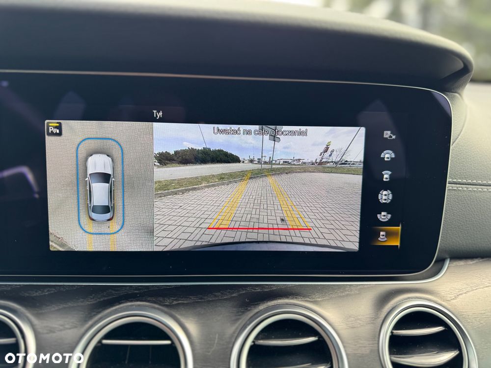 Mercedes-Benz Klasa E 220 d 4-Matic AMG - 20