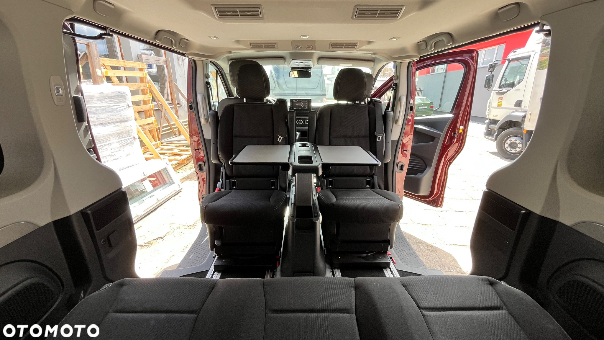 Renault Trafic SpaceClass 2.0 dCi Escapade EDC - 18