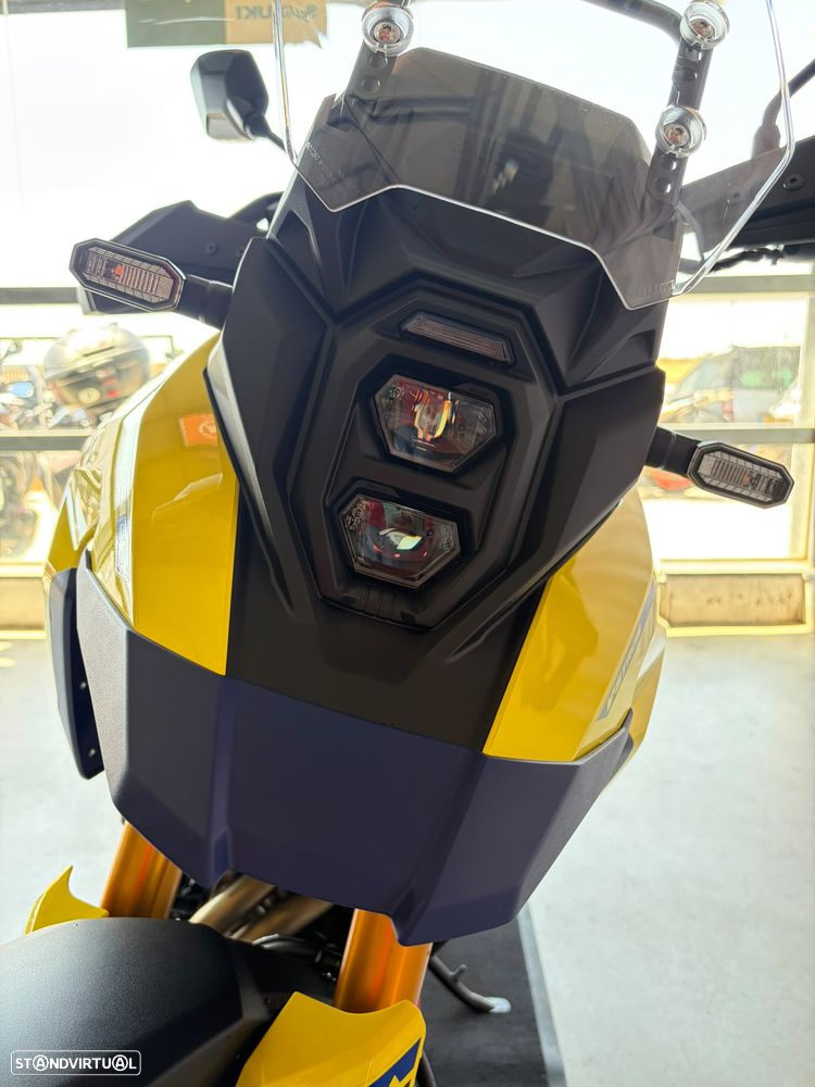Suzuki DL 800 DE MY26 - 24