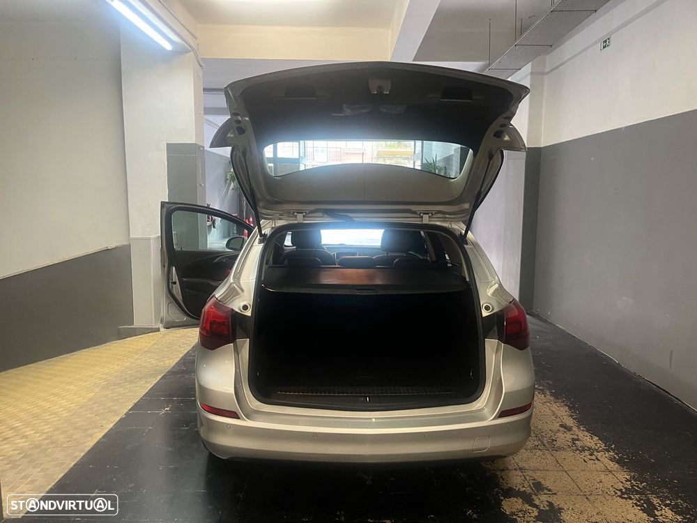 Opel Astra Sports Tourer 1.7 CDTi Cosmo S/S - 28