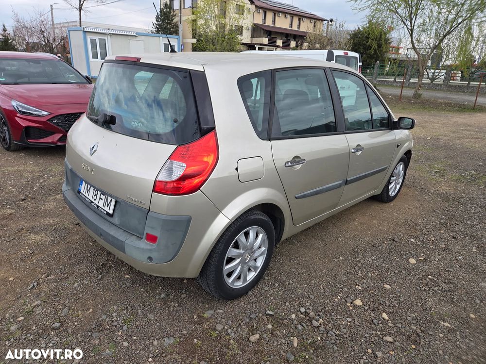 Renault Scenic 1.9 dCi FAP Privilege - 3