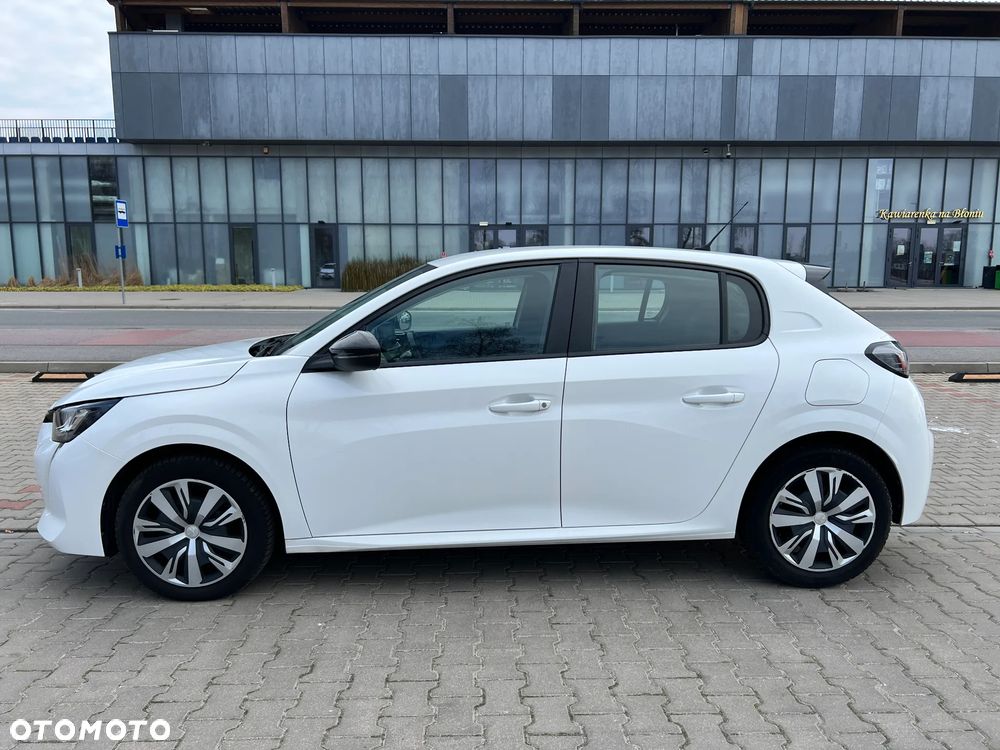 Peugeot 208 - 5