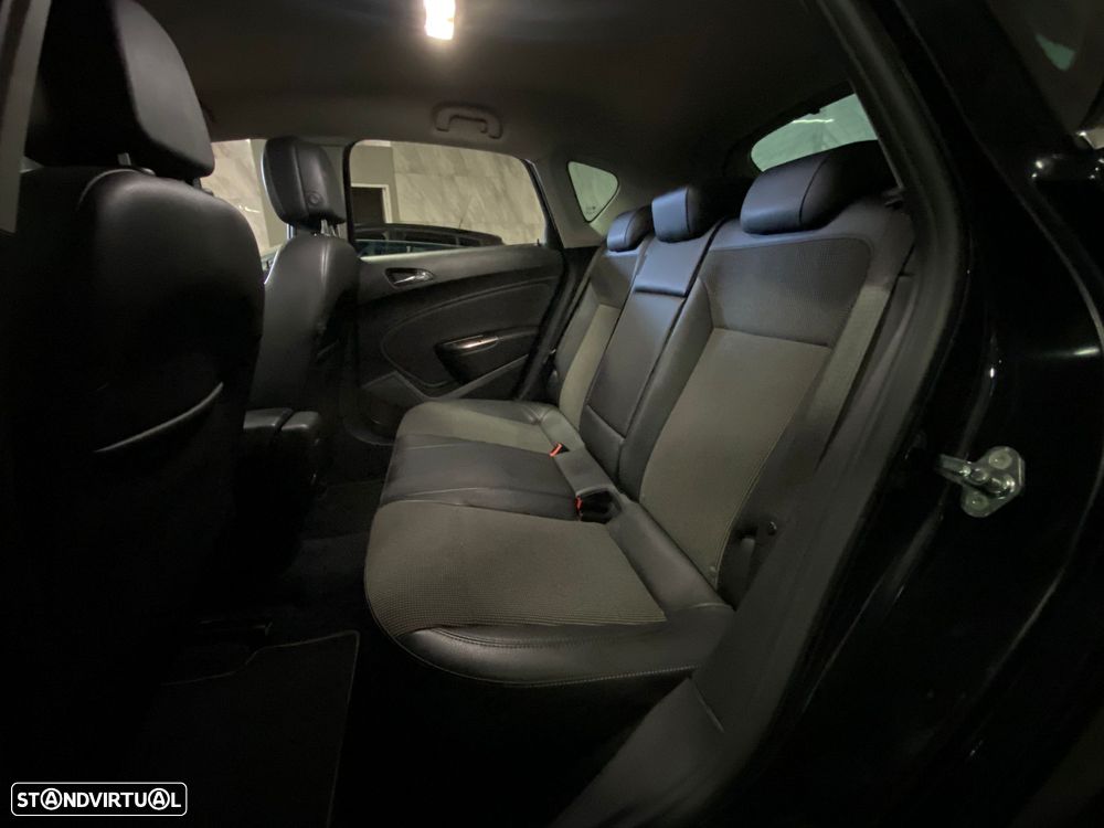 Opel Astra 1.3 CDTI Cosmo - 15