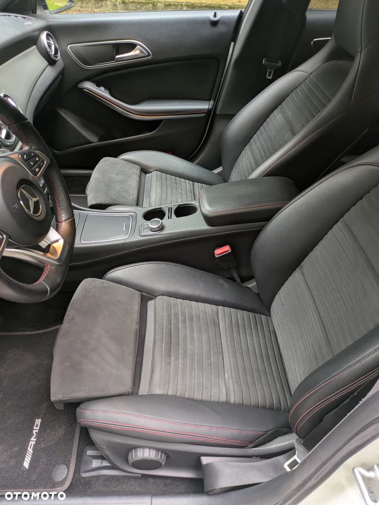 Mercedes-Benz CLA 2017