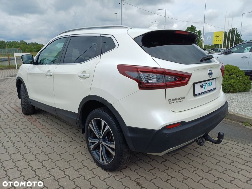 Nissan Qashqai 1.3 DIG-T N-Connecta DCT - 4