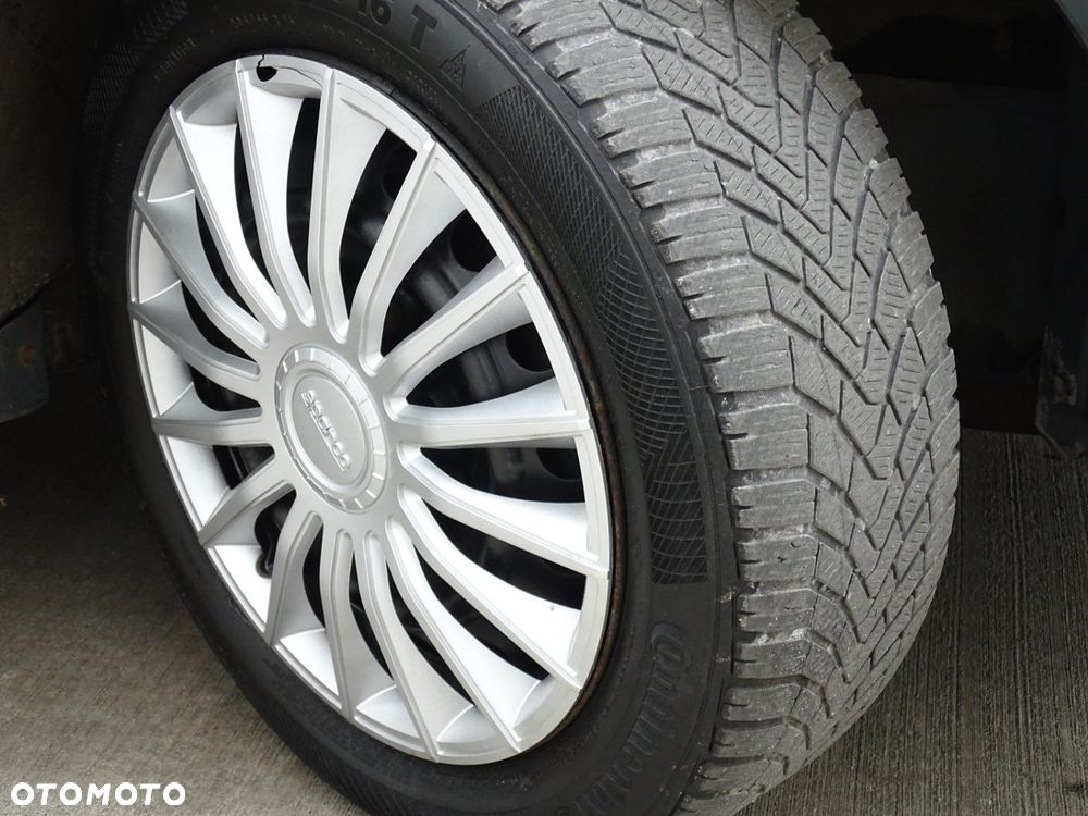 Toyota Auris 1.6 Executive - 23