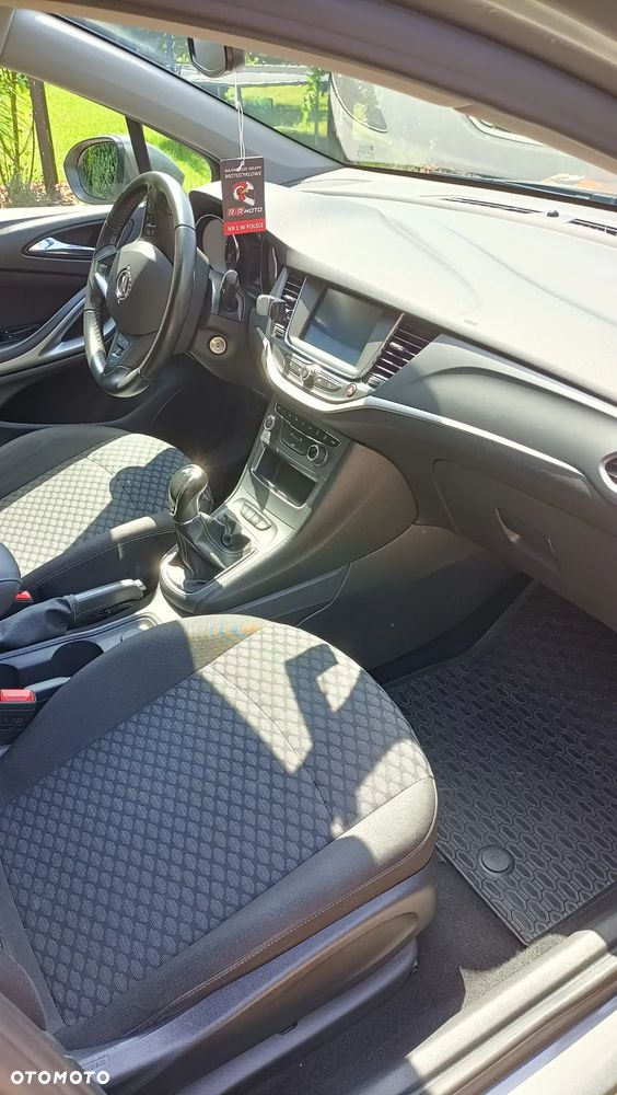 Opel Astra V 1.4 T Enjoy - 19