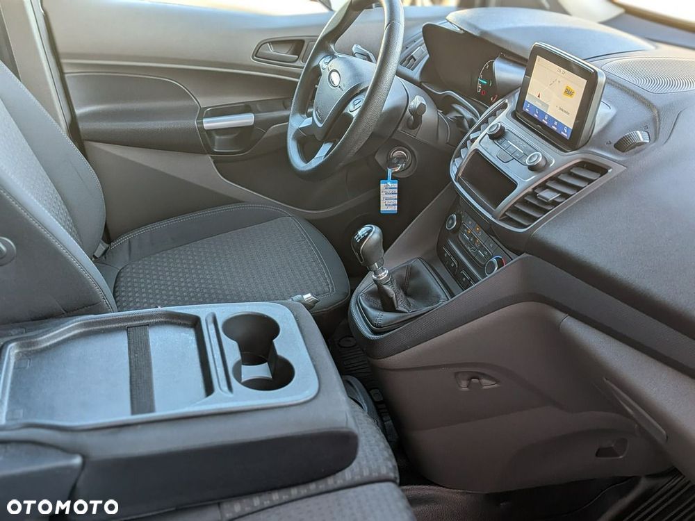 Ford Transit Connect - 21