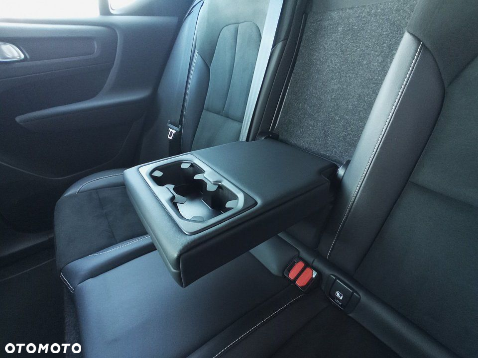 Volvo XC 40 - 12