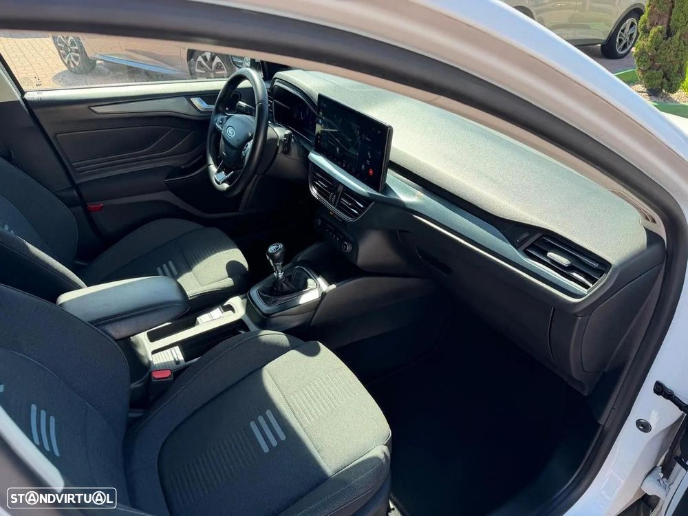 Ford Focus 1.0 EcoBoost Titanium - 22