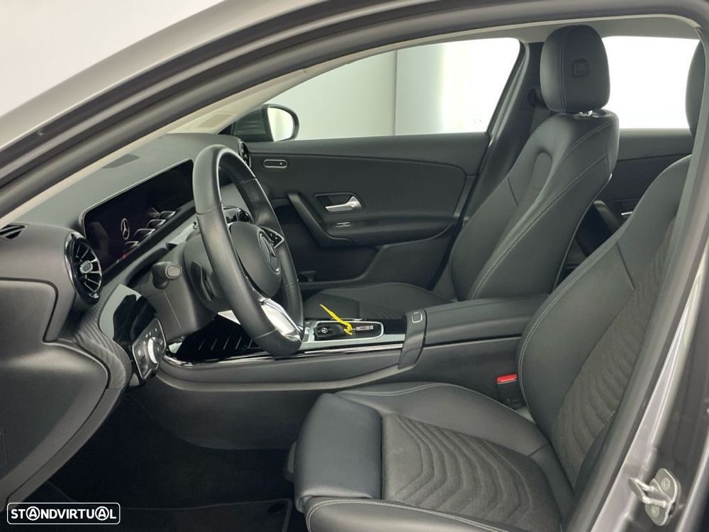 Mercedes-Benz A 200 Standard - 11