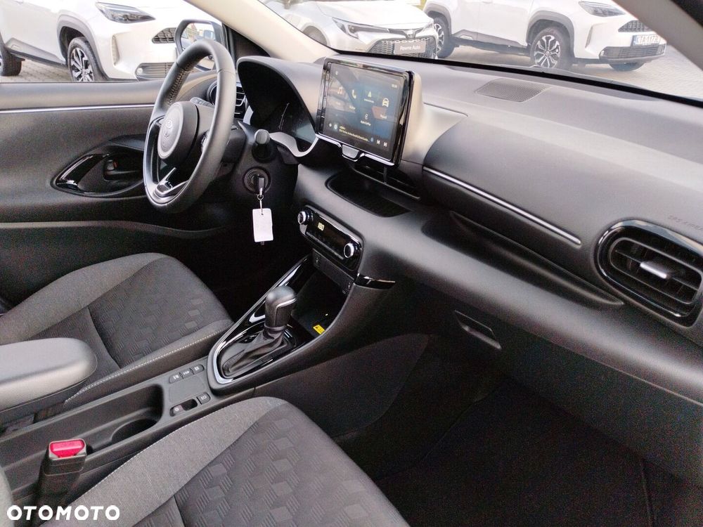 Toyota Yaris Hybrid 1.5 Style - 9