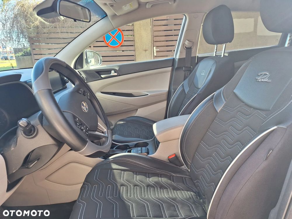 Hyundai Tucson - 16