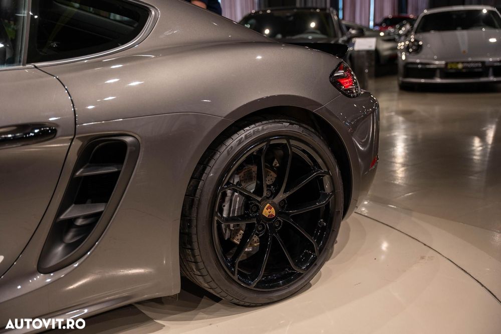 Porsche Cayman 718 PDK - 6